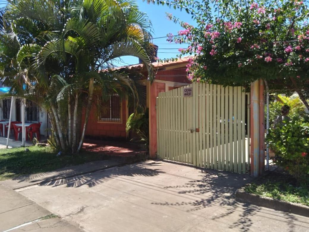 Habitacion Triple Con Cocina Y Bano Privado Некокли Экстерьер фото